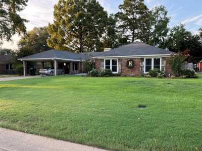 Home For Sale in Greenville, Mississippi