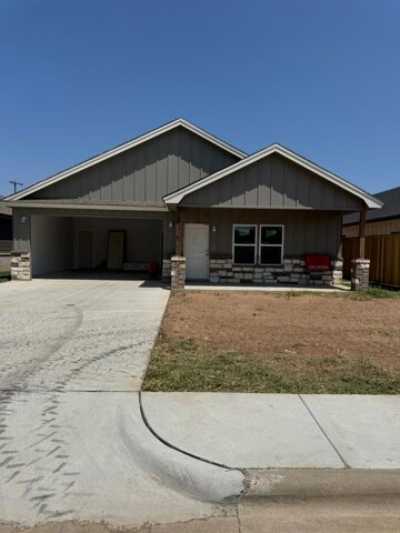 Home For Sale in Slaton, Texas