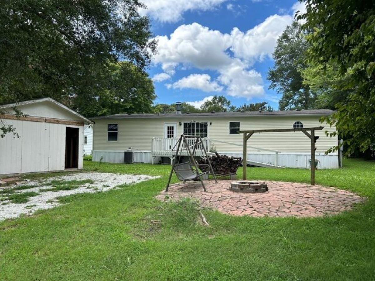 Picture of Home For Sale in Gaffney, South Carolina, United States