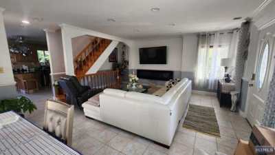 Home For Sale in Bergenfield, New Jersey