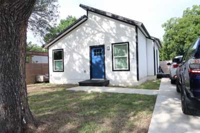 Home For Rent in Lockhart, Texas