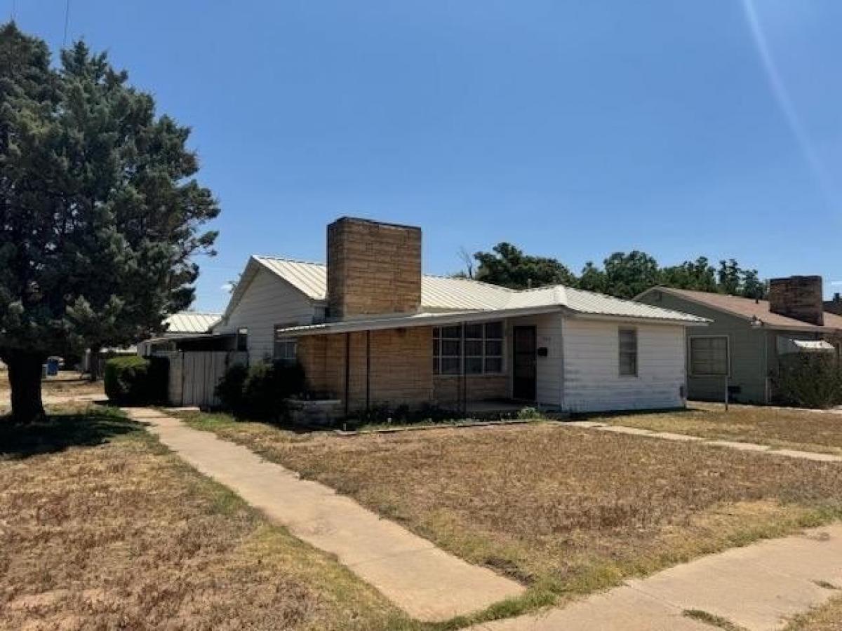 Picture of Home For Sale in Slaton, Texas, United States