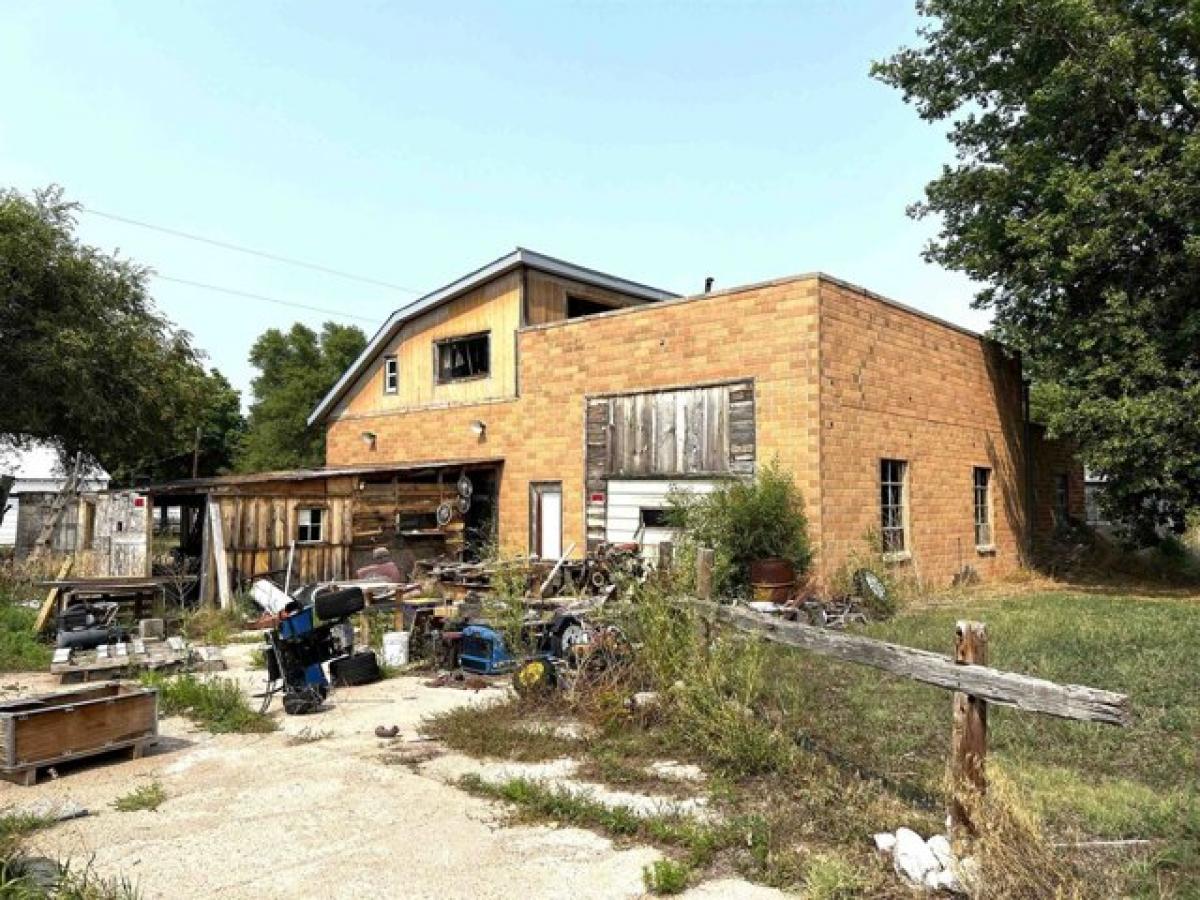 Picture of Home For Sale in Champion, Nebraska, United States