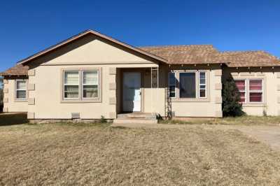 Home For Sale in Levelland, Texas