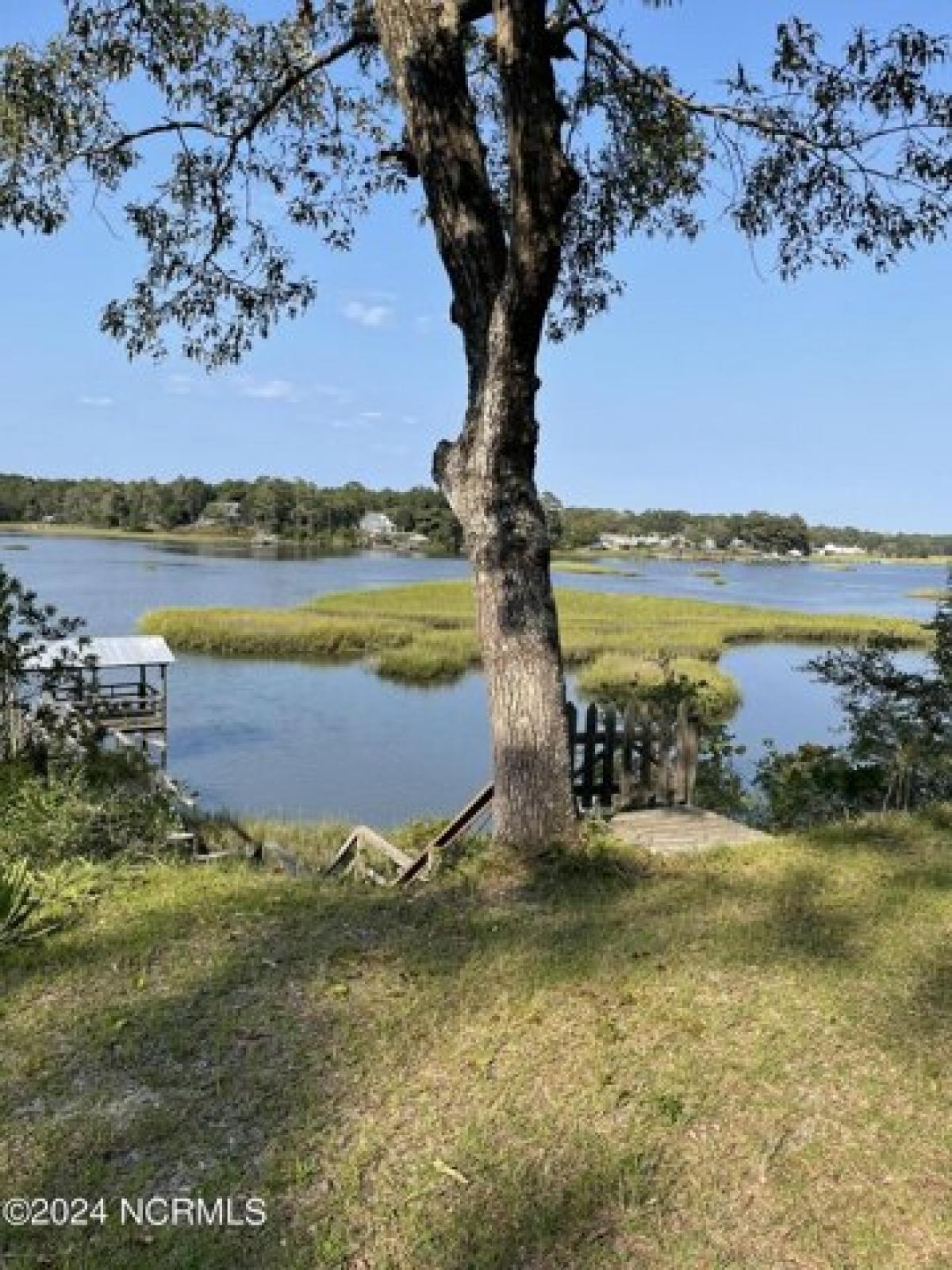 Picture of Residential Land For Sale in Supply, North Carolina, United States