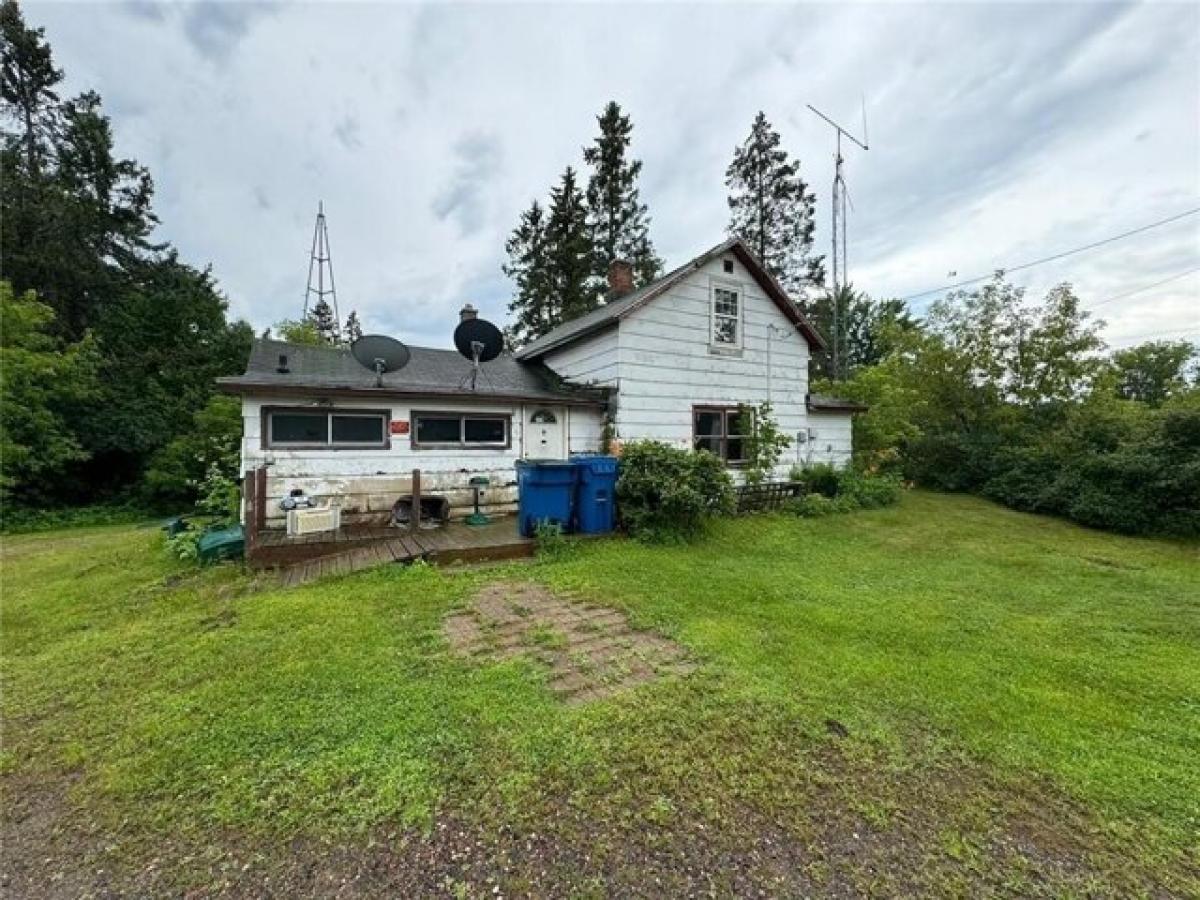 Picture of Home For Sale in Bruce, Wisconsin, United States