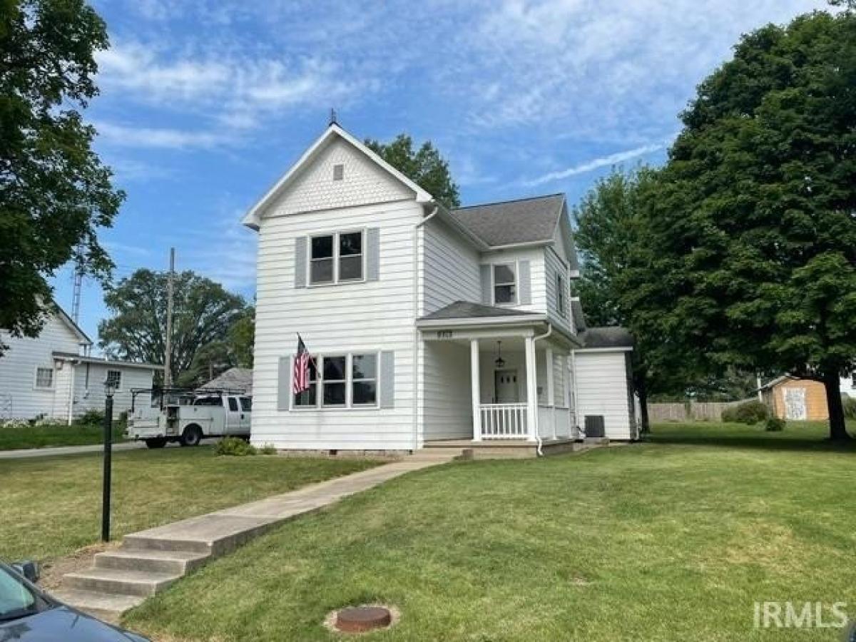 Picture of Home For Sale in Montpelier, Indiana, United States