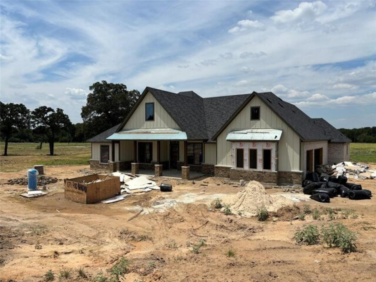 Picture of Home For Sale in Decatur, Texas, United States