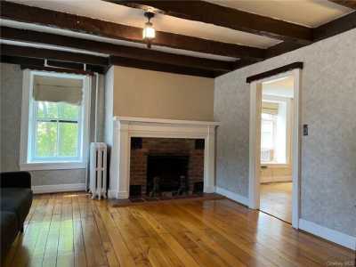 Home For Sale in New Windsor, New York