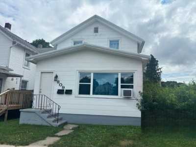 Home For Sale in La Porte, Indiana