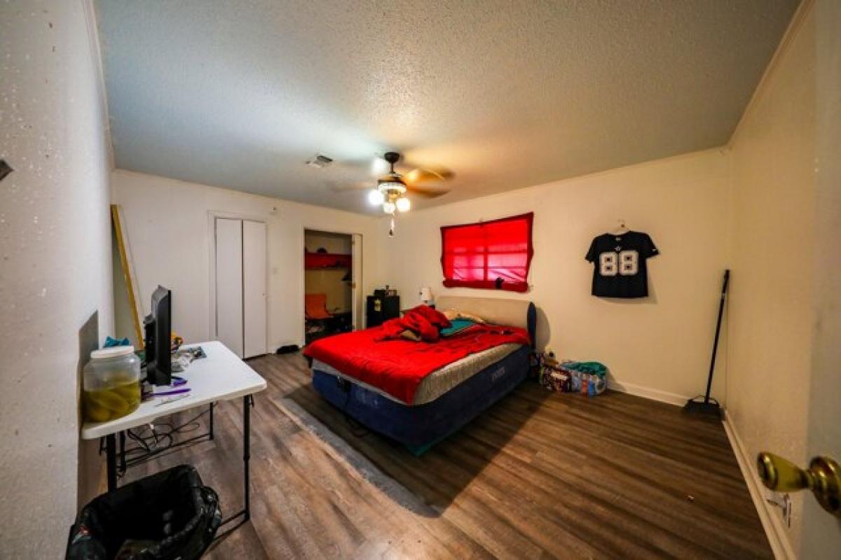 Picture of Home For Sale in Reno, Texas, United States