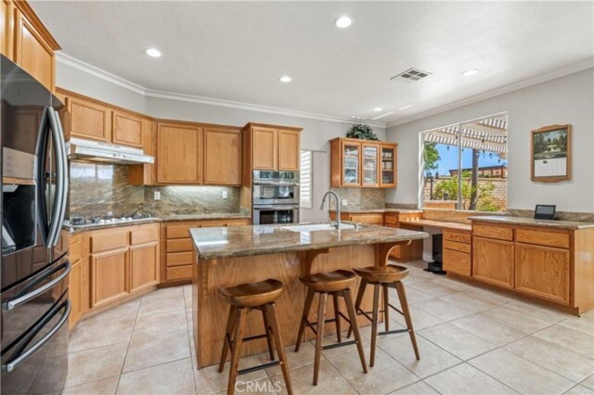 Picture of Home For Sale in Castaic, California, United States