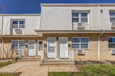 Home For Rent in Eatontown, New Jersey