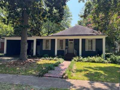 Home For Sale in Greenwood, Mississippi