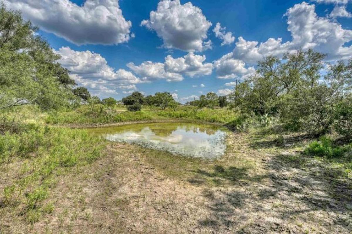 Picture of Residential Land For Sale in Llano, Texas, United States