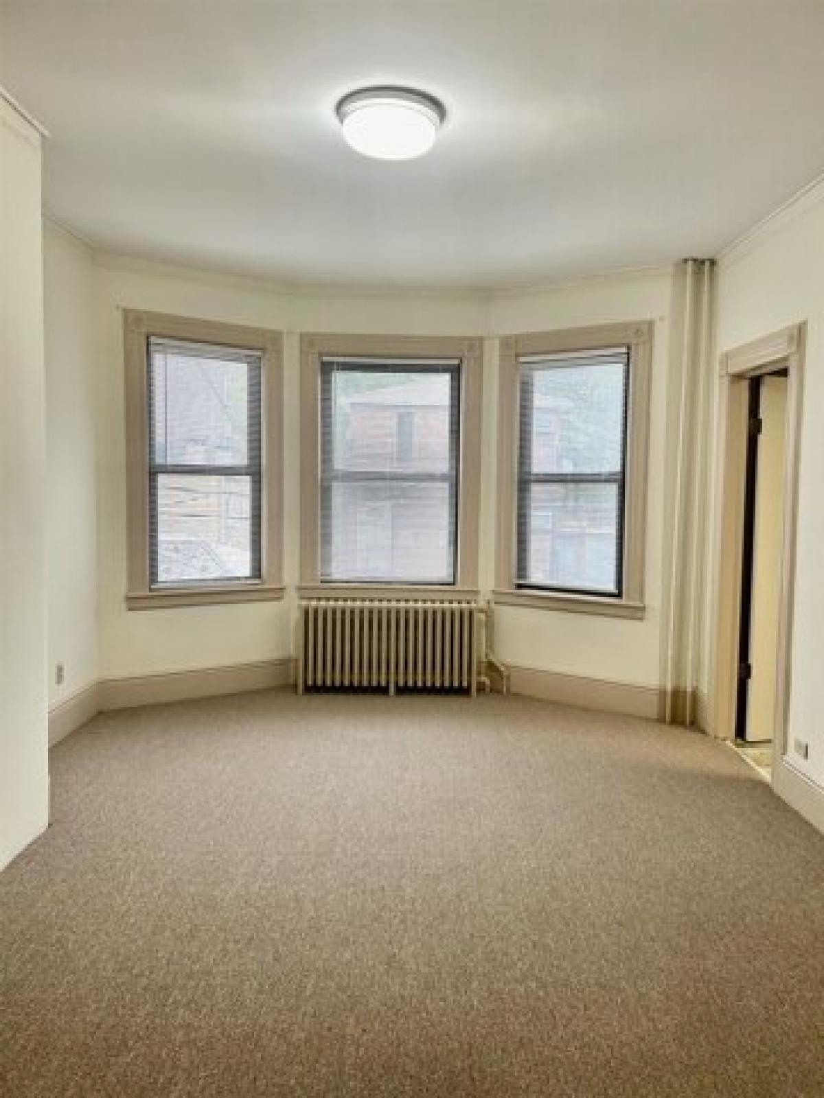 Picture of Home For Rent in Union City, New Jersey, United States