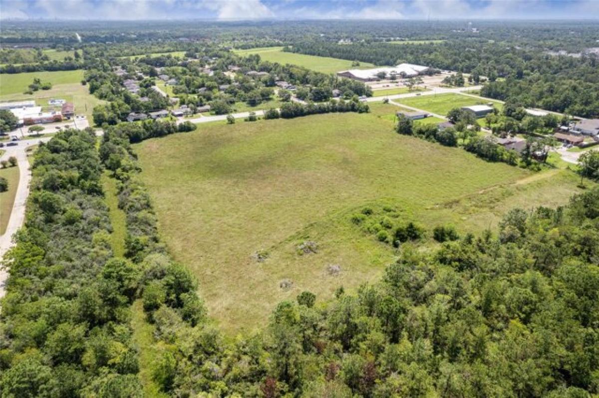 Picture of Residential Land For Sale in Hitchcock, Texas, United States