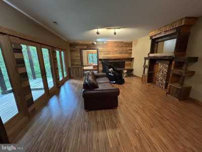 Home For Sale in Hinton, Virginia