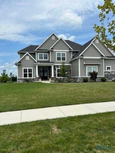 Home For Sale in Perrysburg, Ohio