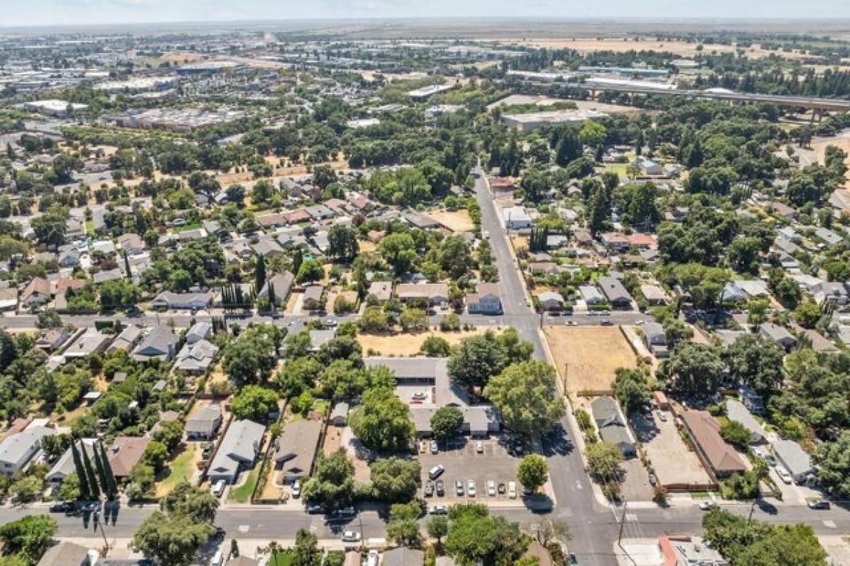 Picture of Home For Sale in West Sacramento, California, United States