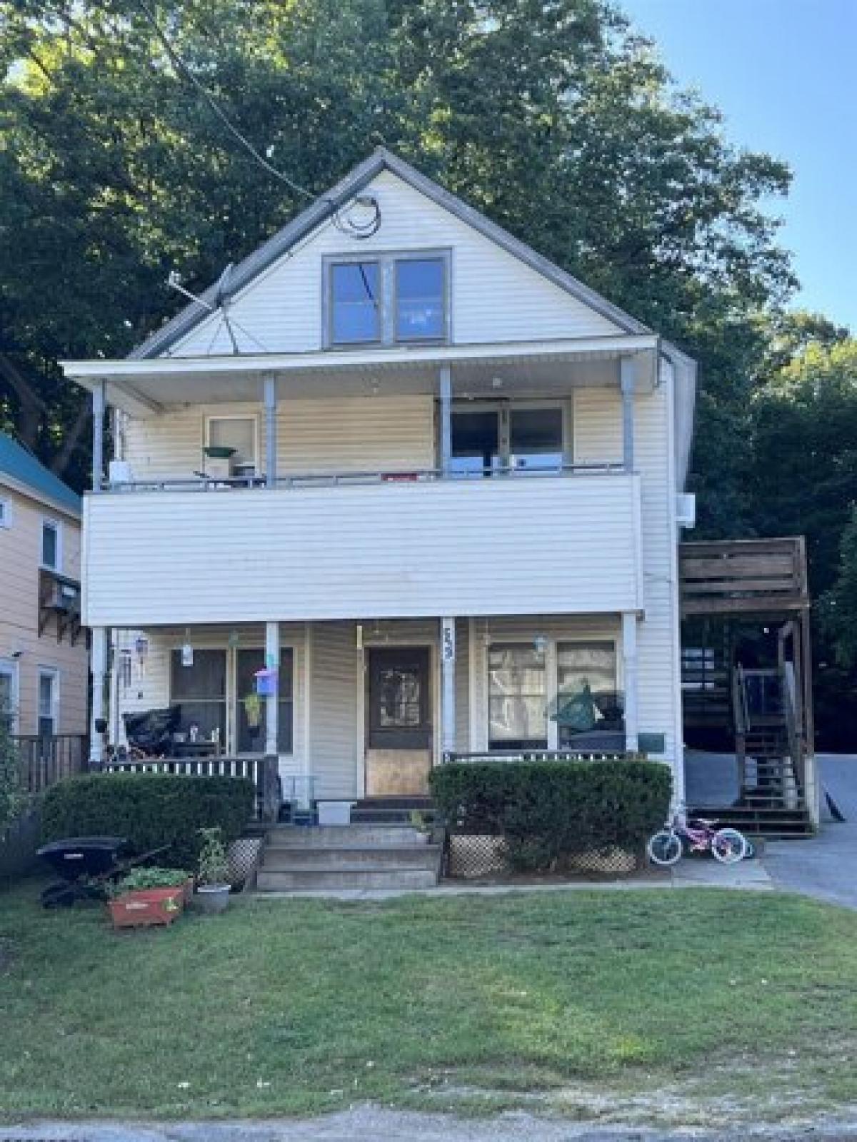 Picture of Home For Sale in Brattleboro, Vermont, United States