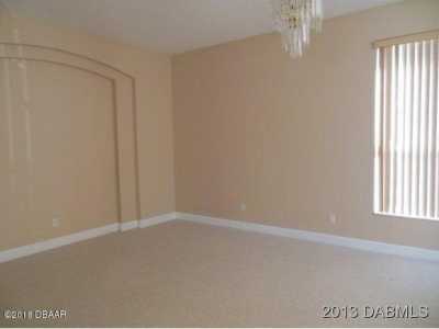 Home For Rent in Ormond Beach, Florida