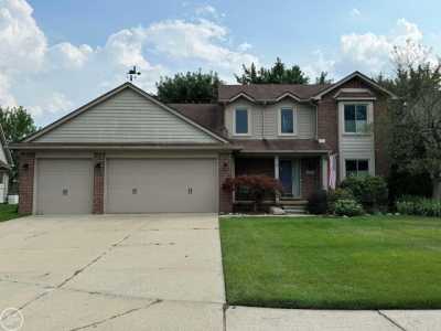 Home For Sale in Macomb, Michigan