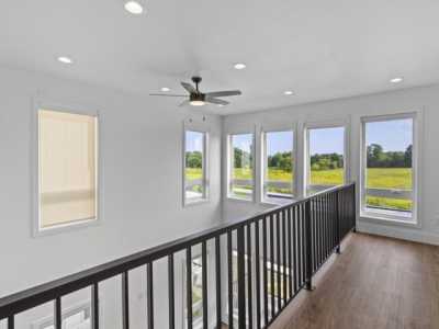 Home For Sale in Oak Creek, Wisconsin