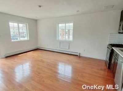 Home For Sale in Arverne, New York