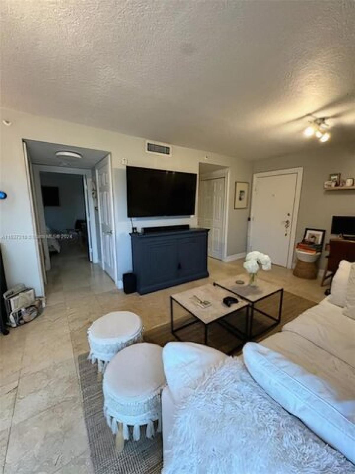 Picture of Apartment For Rent in Coral Gables, Florida, United States