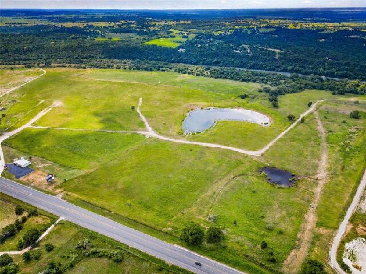 Picture of Residential Land For Sale in Rainbow, Texas, United States