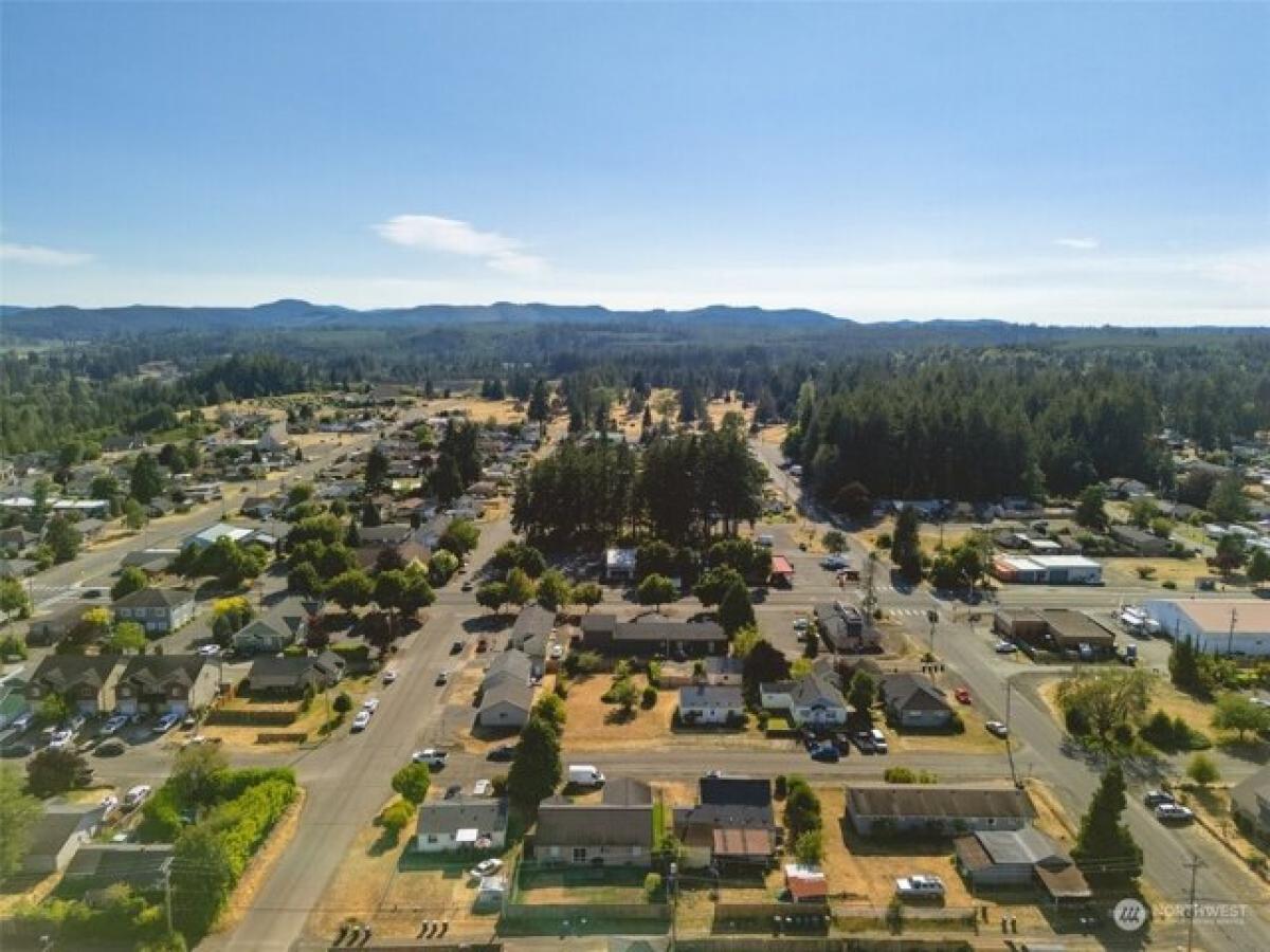 Picture of Residential Land For Sale in Shelton, Washington, United States