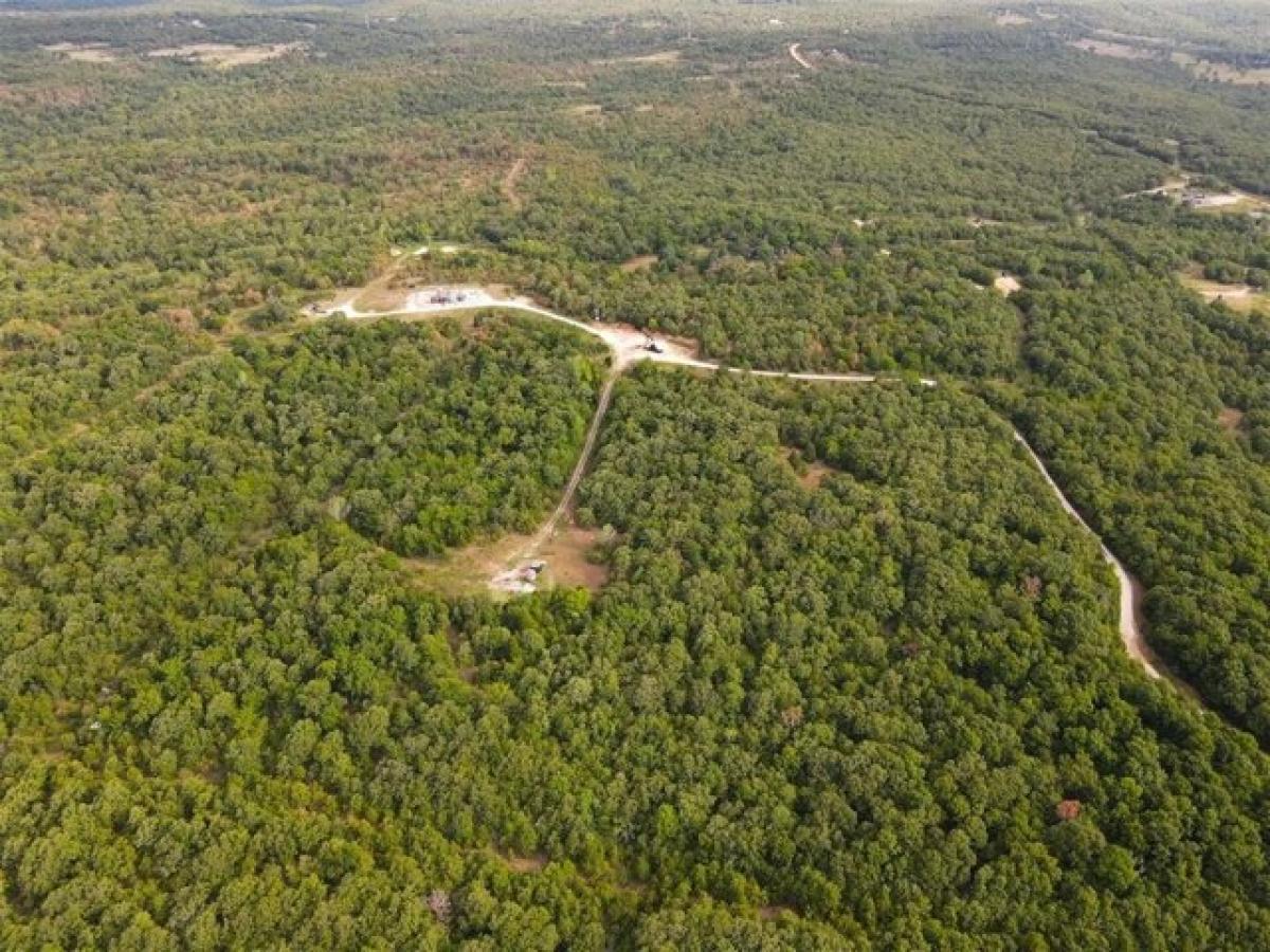 Picture of Residential Land For Sale in Wewoka, Oklahoma, United States