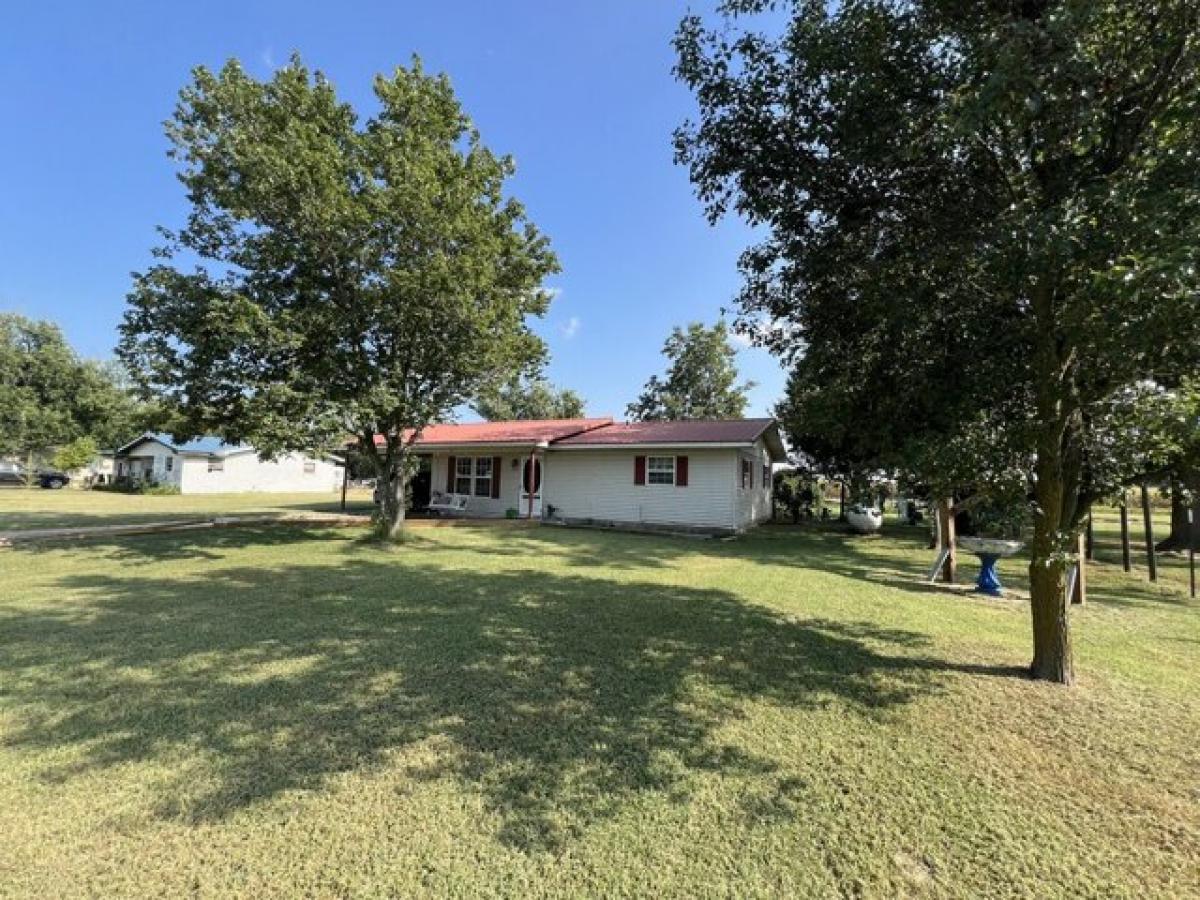 Picture of Home For Sale in Malden, Missouri, United States