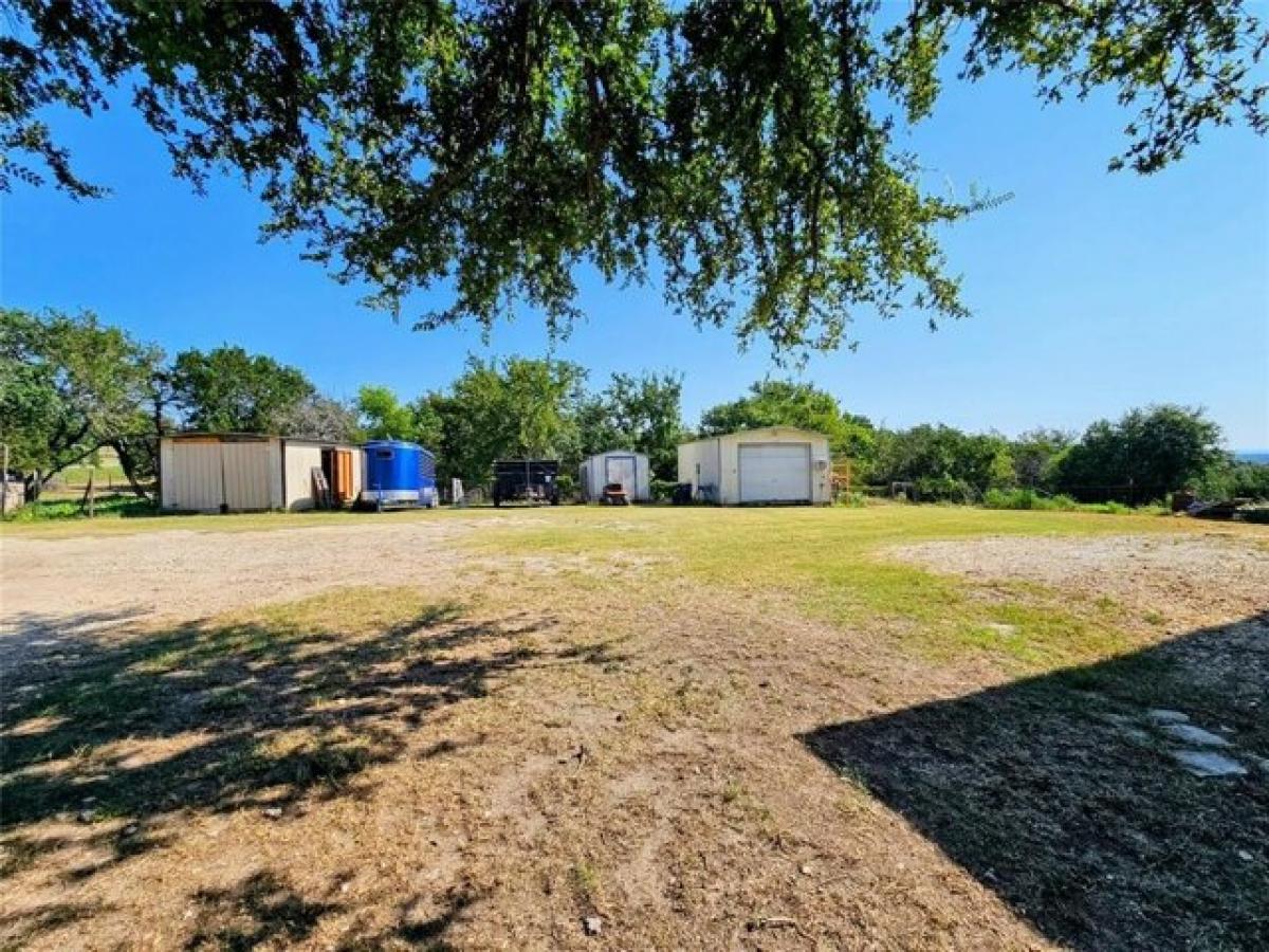 Picture of Home For Sale in Lampasas, Texas, United States