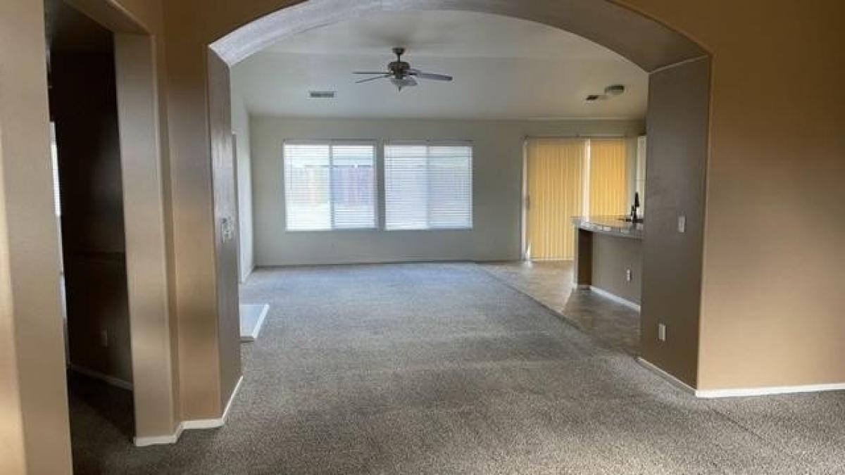 Picture of Home For Rent in Hanford, California, United States