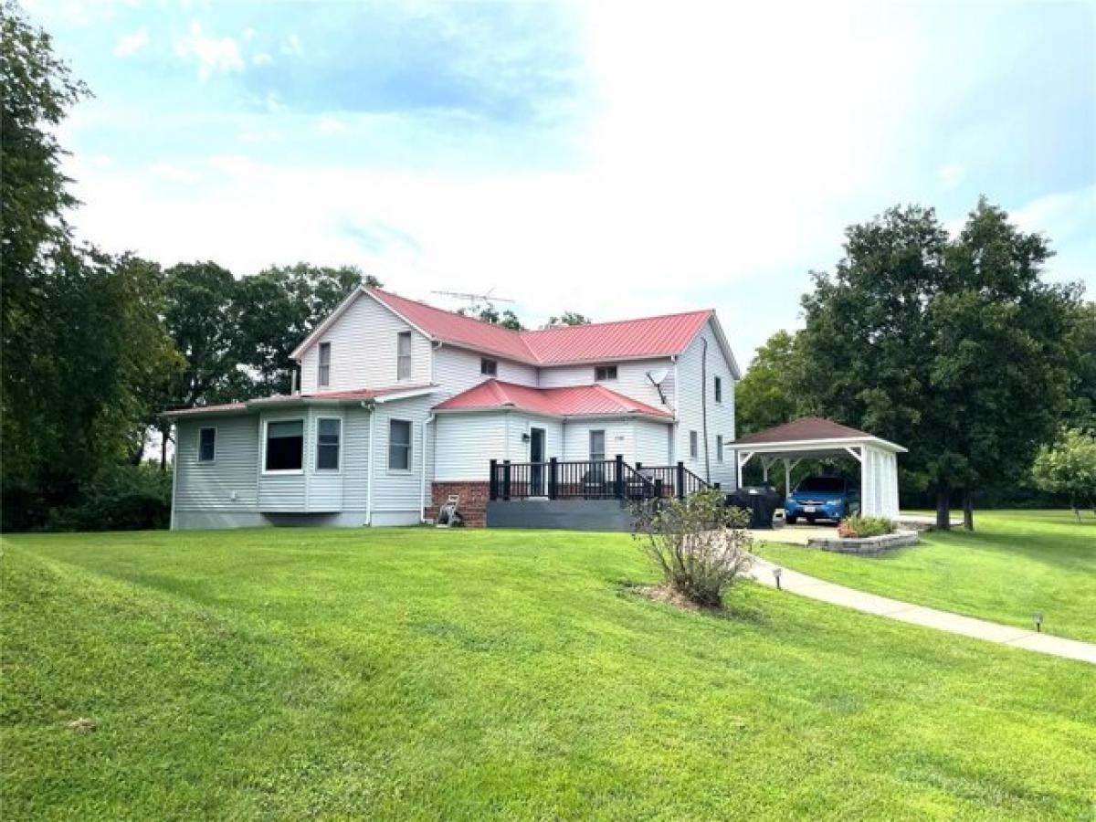 Picture of Home For Sale in Villa Ridge, Missouri, United States