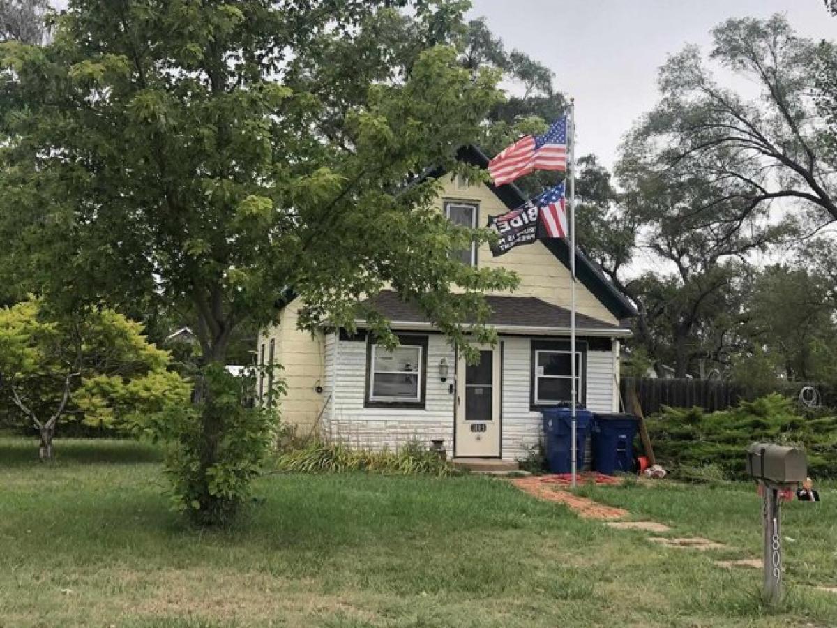 Picture of Home For Sale in North Platte, Nebraska, United States