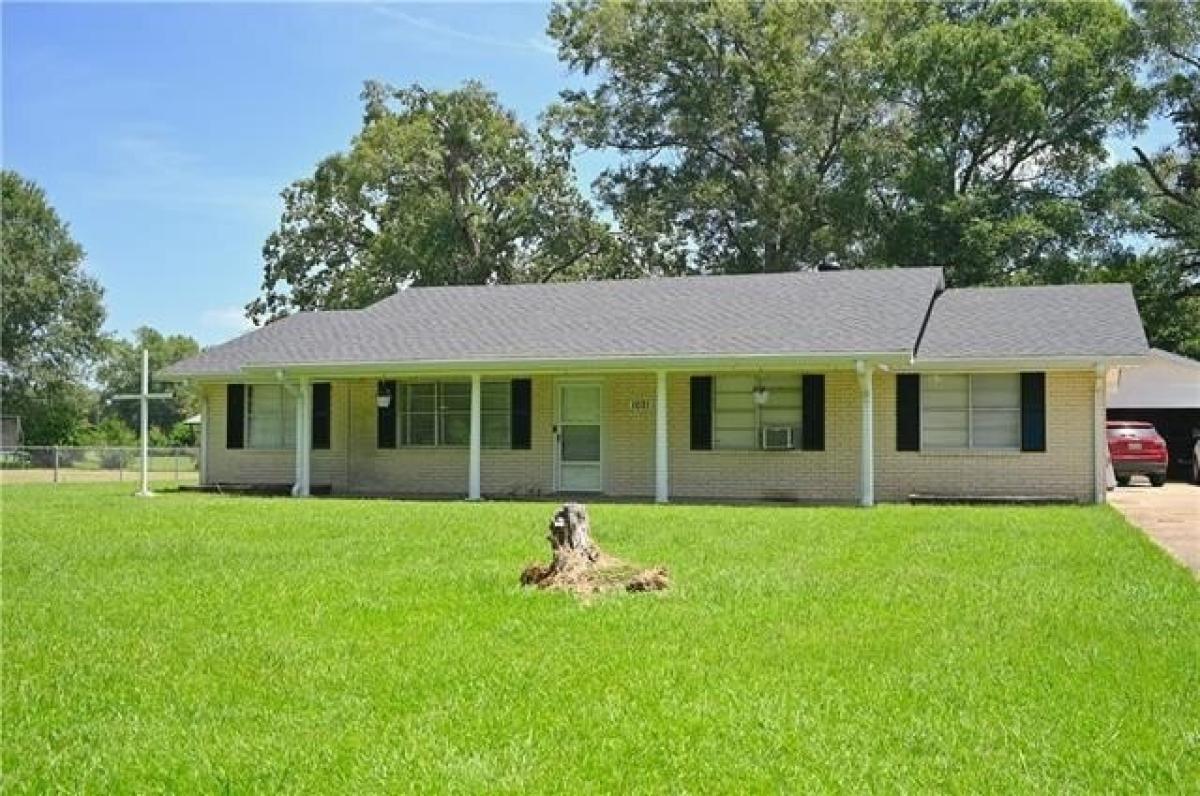 Picture of Home For Sale in Glenmora, Louisiana, United States