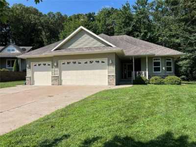 Home For Sale in Altoona, Wisconsin