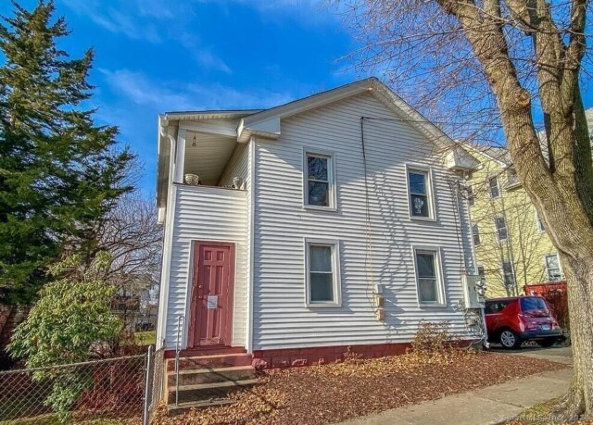 Picture of Apartment For Rent in New Britain, Connecticut, United States