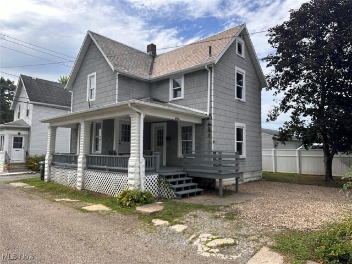 Picture of Home For Sale in Dover, Ohio, United States