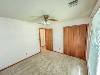 Home For Sale in Newton, Kansas