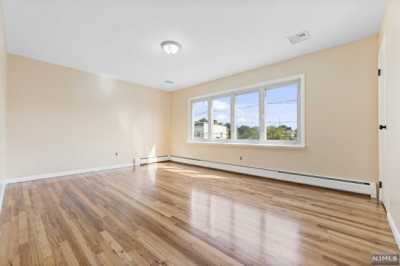 Home For Rent in Secaucus, New Jersey