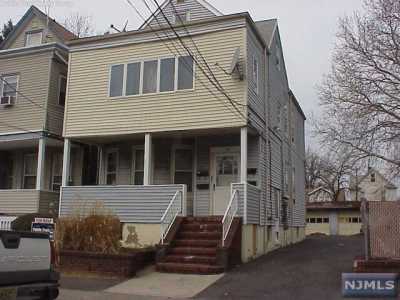 Home For Rent in Garfield, New Jersey