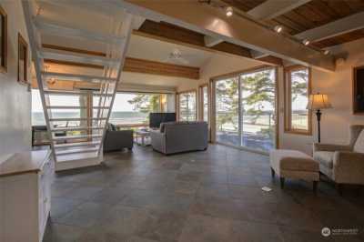 Home For Sale in Pacific Beach, Washington