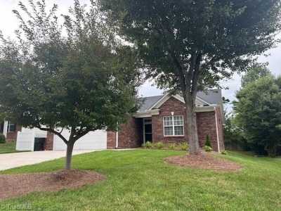 Home For Sale in Jamestown, North Carolina