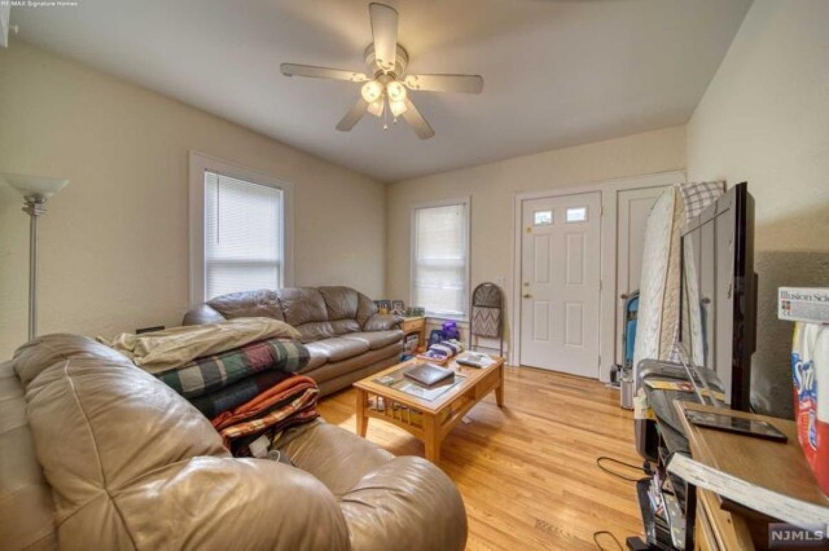 Picture of Home For Rent in Westwood, New Jersey, United States