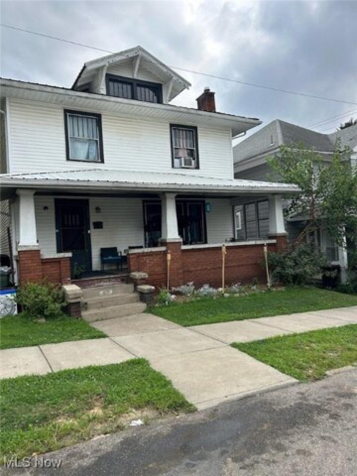 Picture of Home For Sale in Cambridge, Ohio, United States