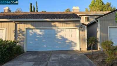 Home For Sale in Hercules, California